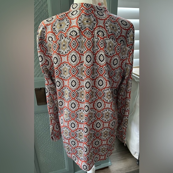 Michael Kors woven top with double breasted pockets - Picture 3 of 4